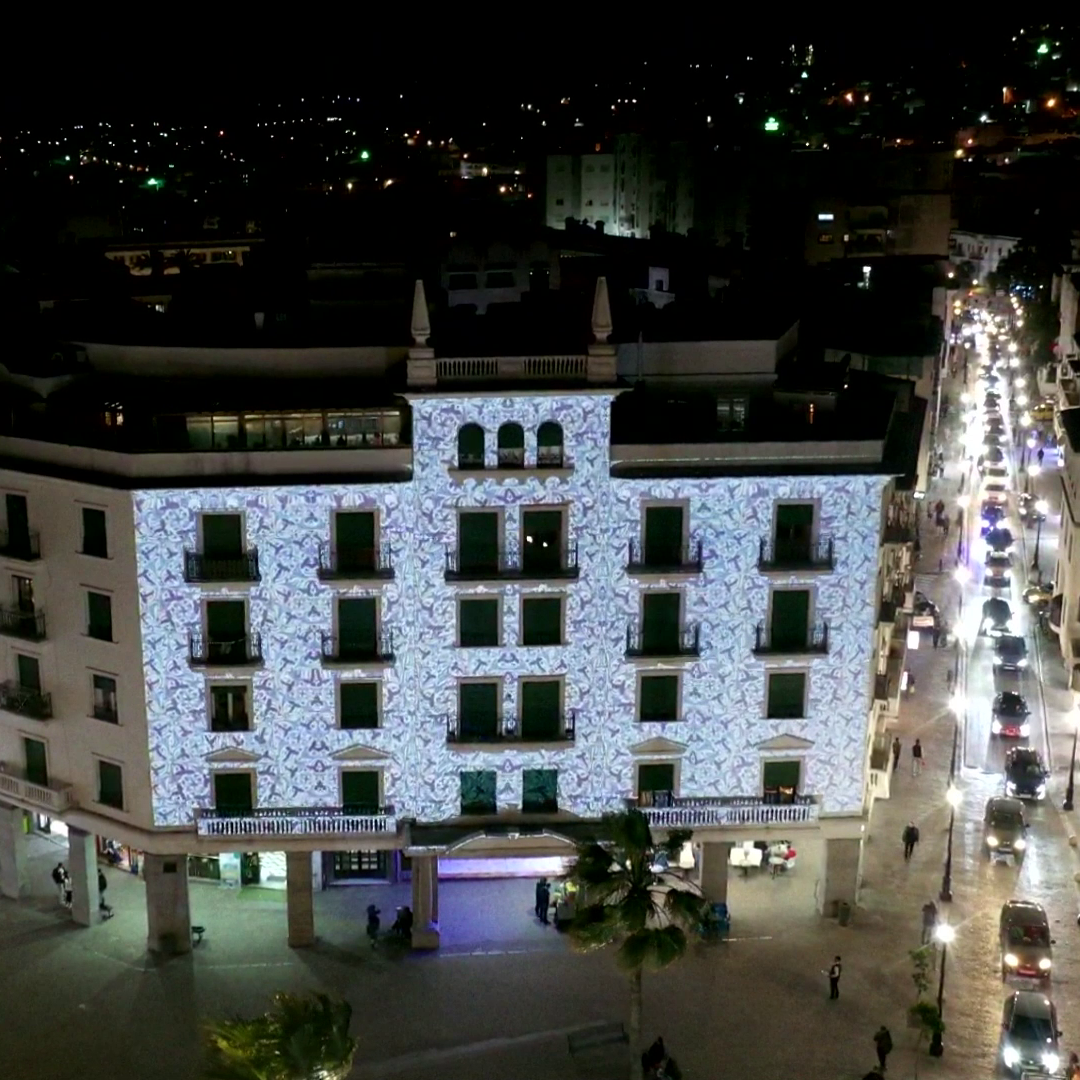 Projection mapping on the Avenida Theatre in Tétouan.